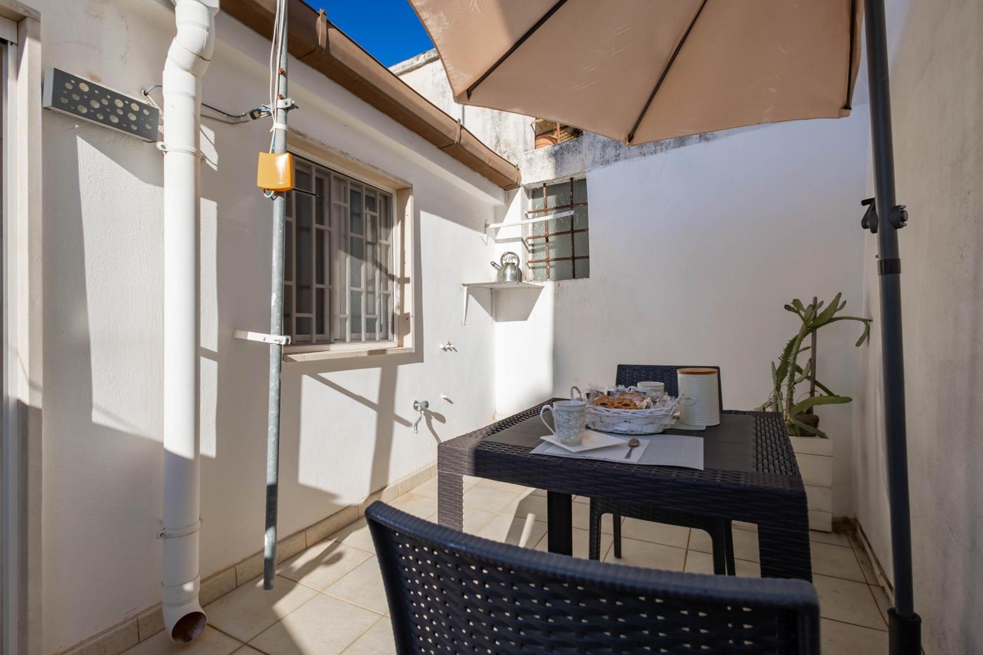 Antiche Mura Apartments"Cielo Di Puglia" -2 Matrimoniali, Cucina E Terrazzo توري المظهر الخارجي الصورة