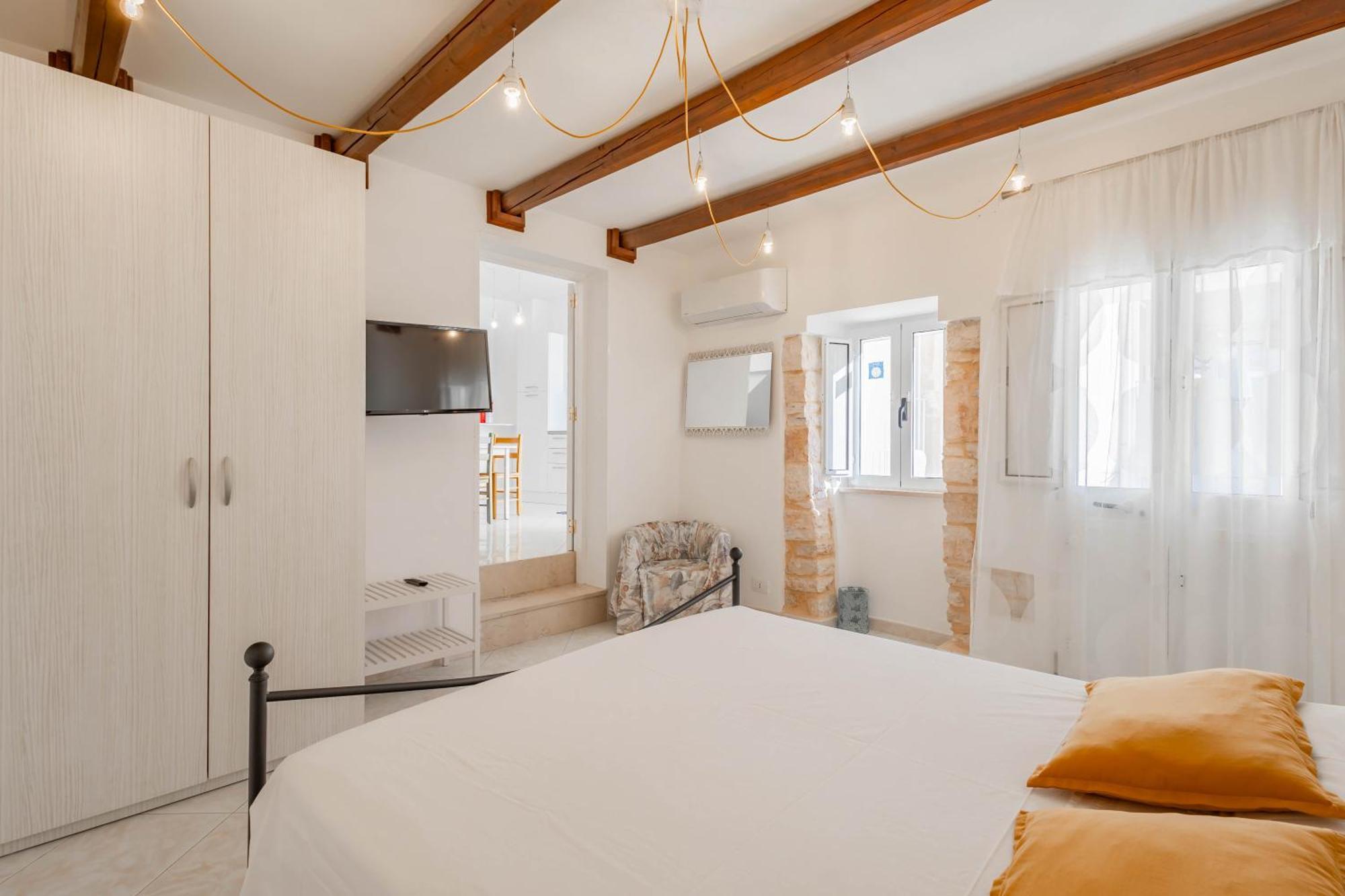 Antiche Mura Apartments"Cielo Di Puglia" -2 Matrimoniali, Cucina E Terrazzo توري المظهر الخارجي الصورة