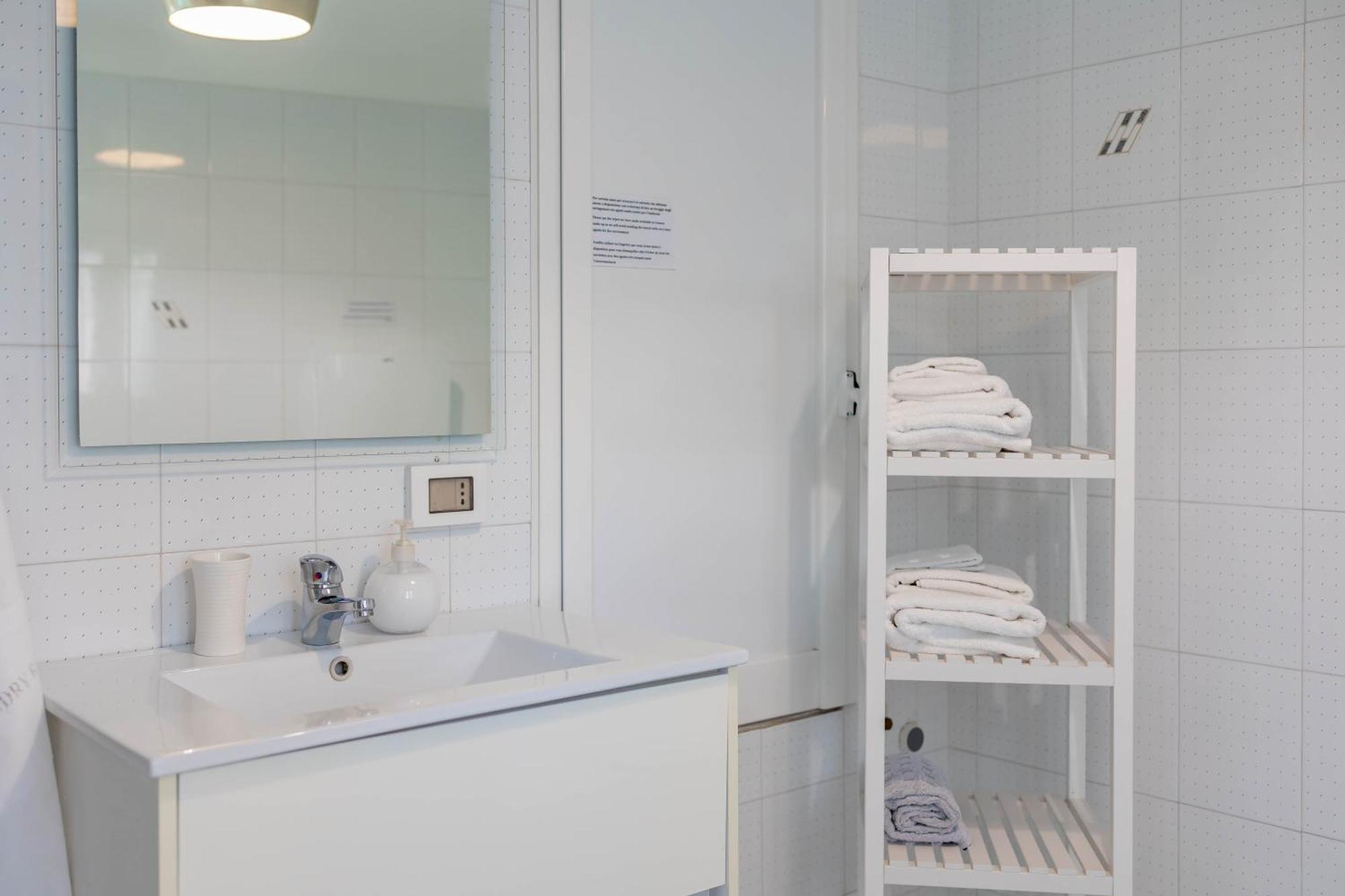 Antiche Mura Apartments"Cielo Di Puglia" -2 Matrimoniali, Cucina E Terrazzo توري المظهر الخارجي الصورة